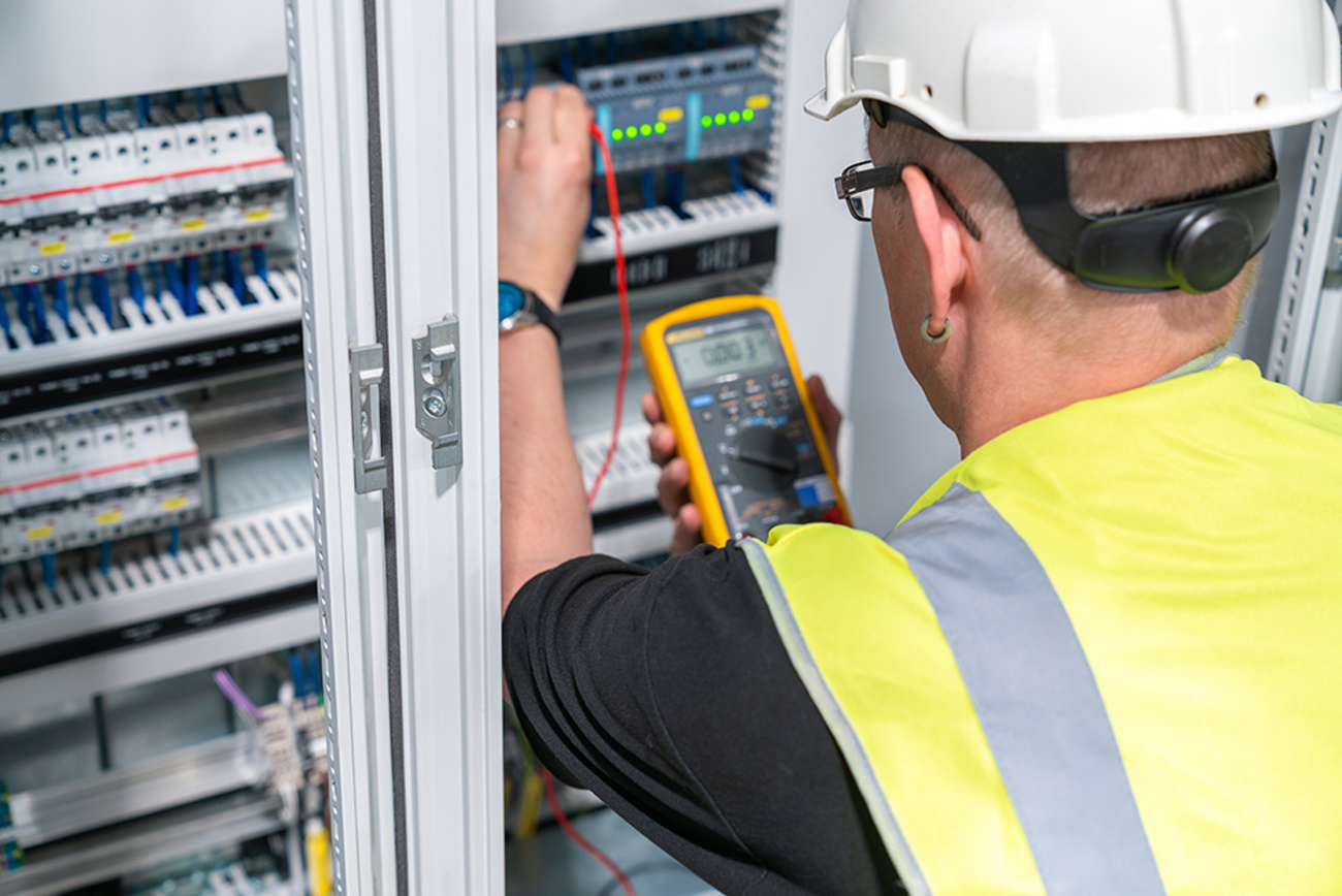 Elektroanlagen-Kontrolle bei Neundorf Elektro in Niemegk OT Hohenwerbig