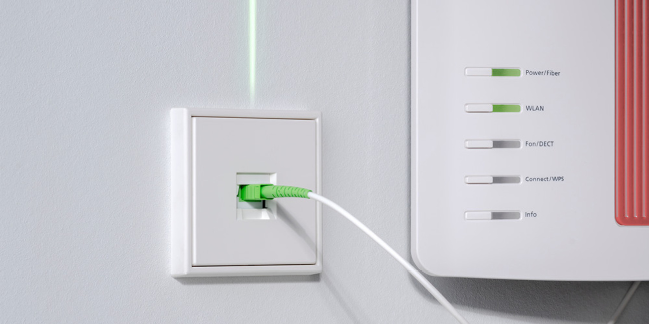 Die neuen Glasfaser-Anschlussdosen bei Neundorf Elektro in Niemegk OT Hohenwerbig